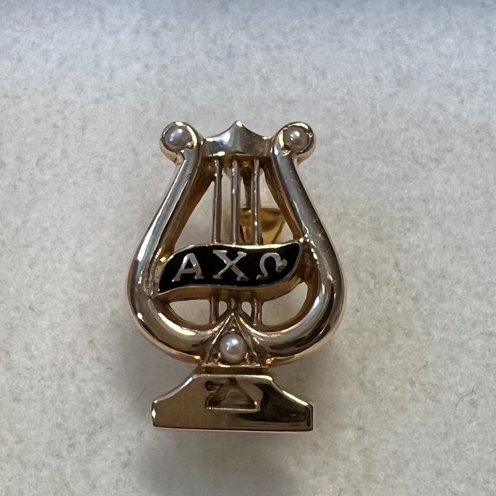 10K gold Alpha Chi Omega pin